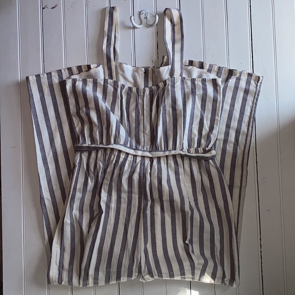 Maurices Jumpsuit Stripes Grey White Size M - Picture 7 of 8